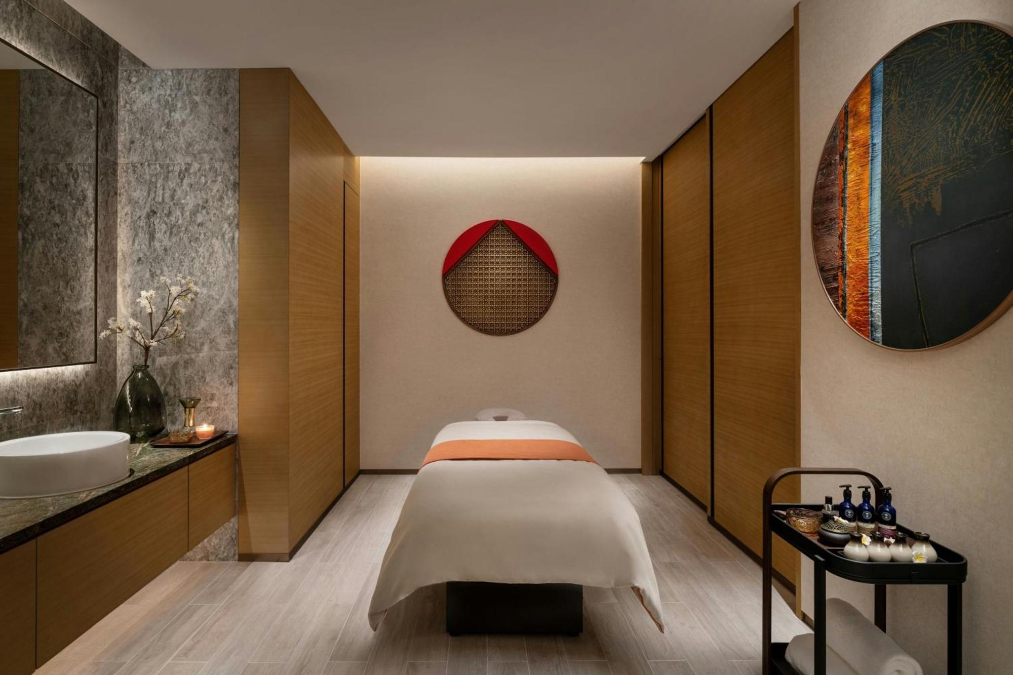 Sheraton Hong Kong Tung Chung Hotel Ngoại thất bức ảnh